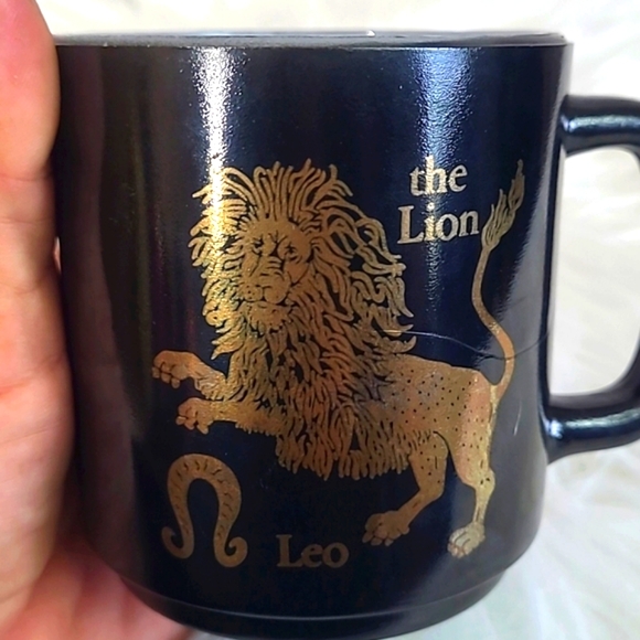 Vintage USA Made Black & Gold Leo Sign Astrology Astrological Glass Mug Cup ♌️ - Picture 12 of 16